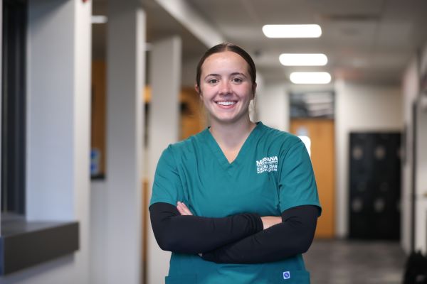 !Jessie Harris in scrubs