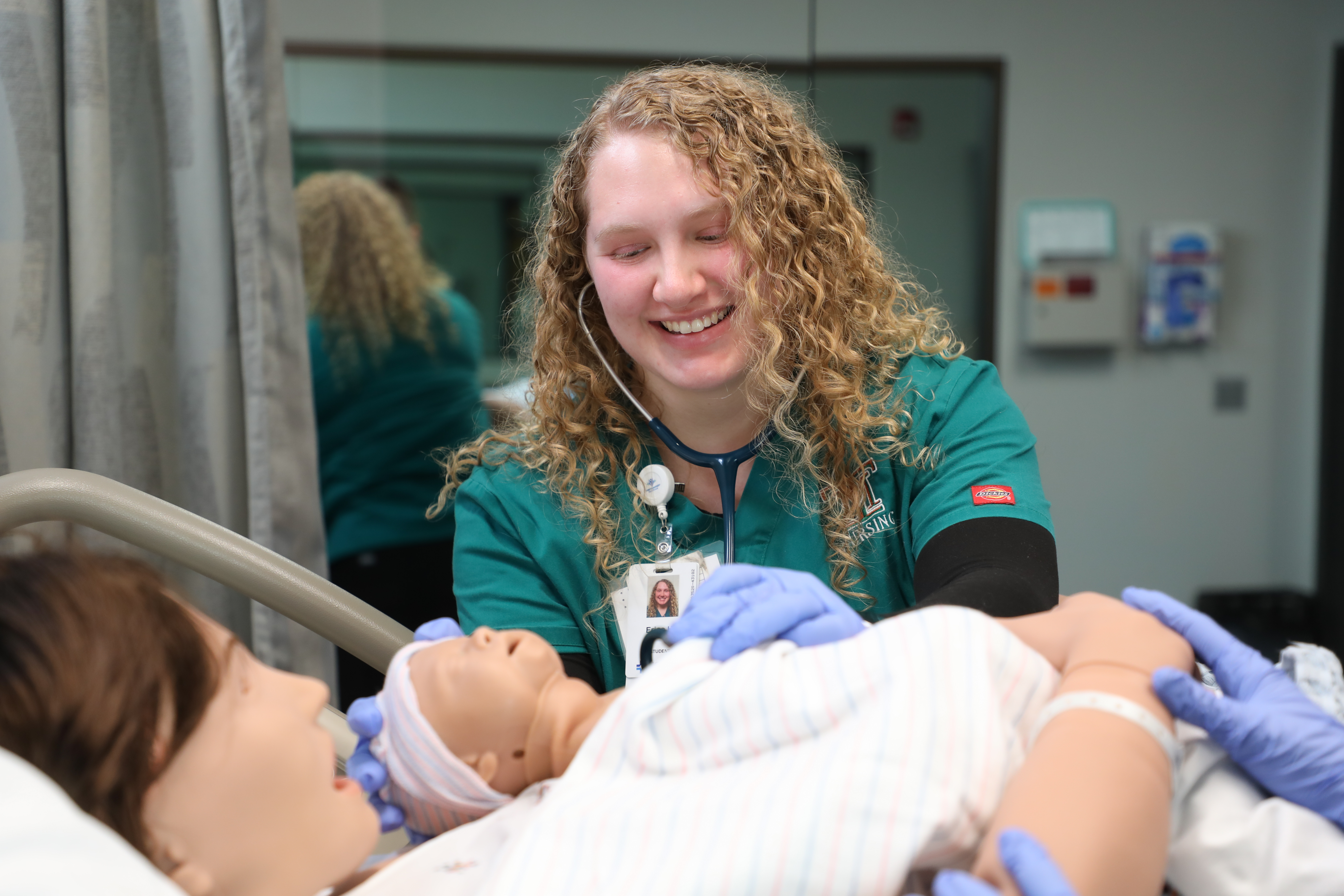 Students work in the simulation center